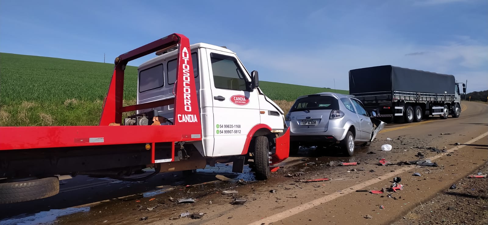 Rádio Cristalina Mulher Morre Em Colisão Frontal Entre Caminhão E Carro Na Ers 467 Entre 